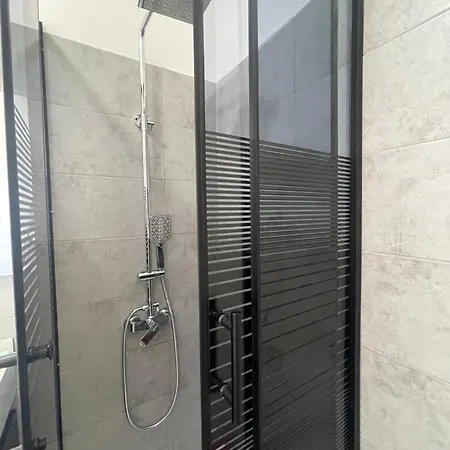Golem Apartament Lägenhet